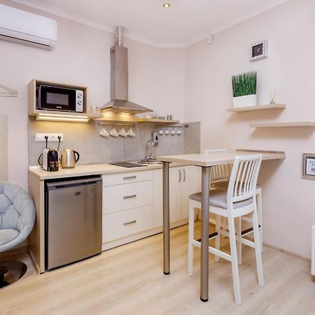 Anova Apartman ยูลา ภายนอก รูปภาพ